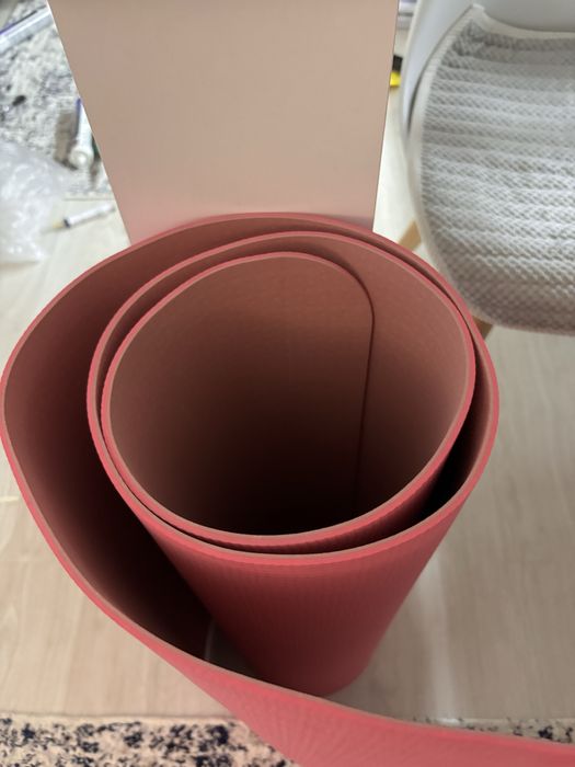 Отдам коврик для йоги