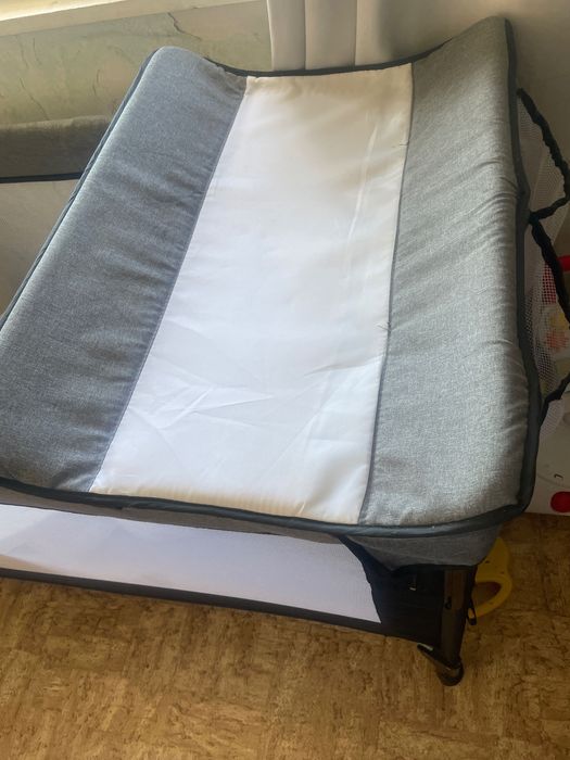 Бебешка кошара  за път