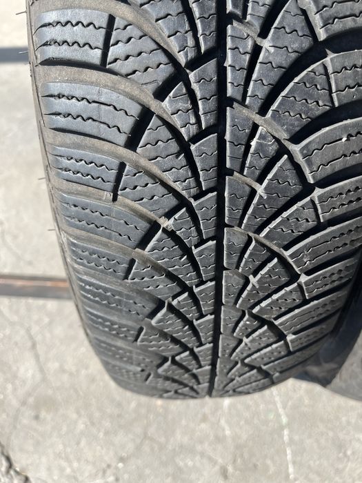 2 бр. зимни гуми 185/65/15 GoodYear DOT 2922 6 mm