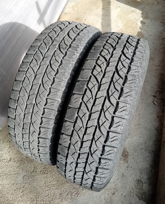 4 бр. всесезонни  гуми за джип Yokohama 205/70 R15