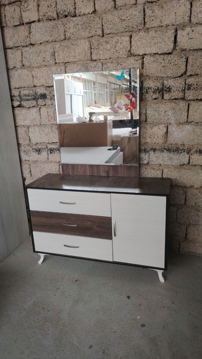 Спальний гарнитур