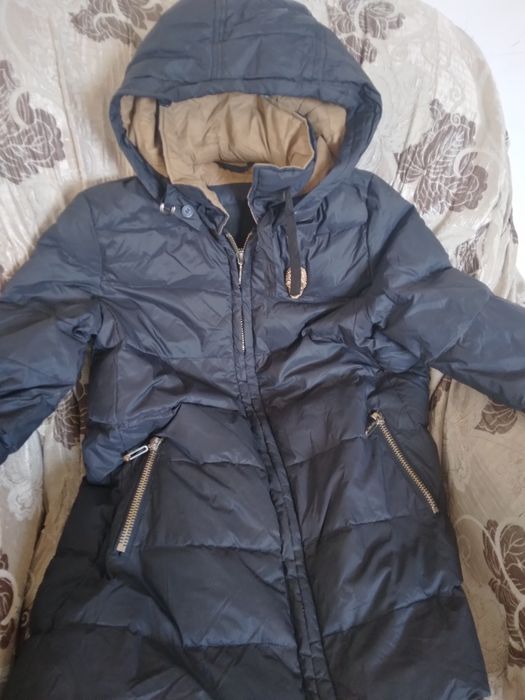 Продам куртку женскии