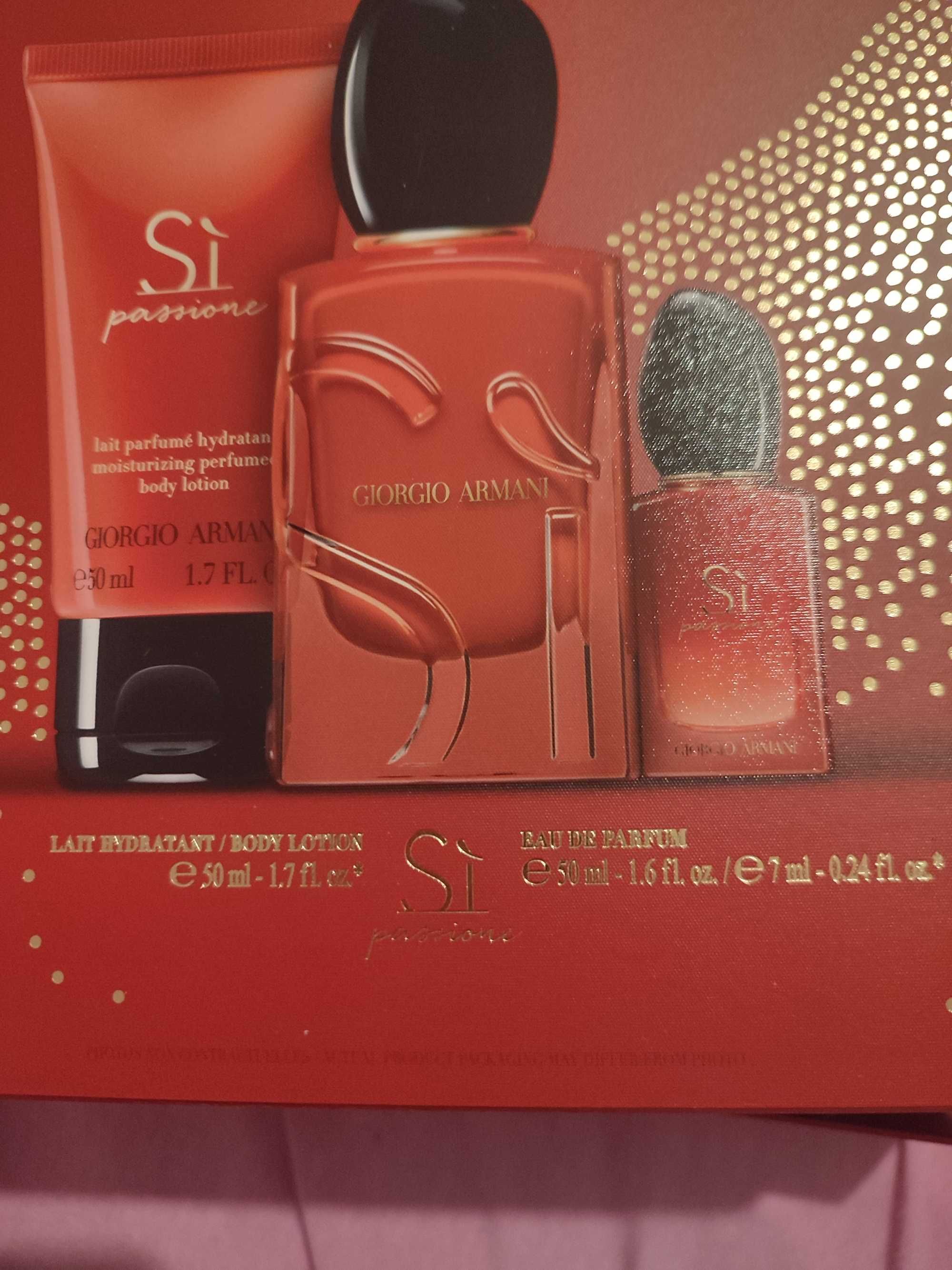 Giorgio Armani дамски комплект, нов