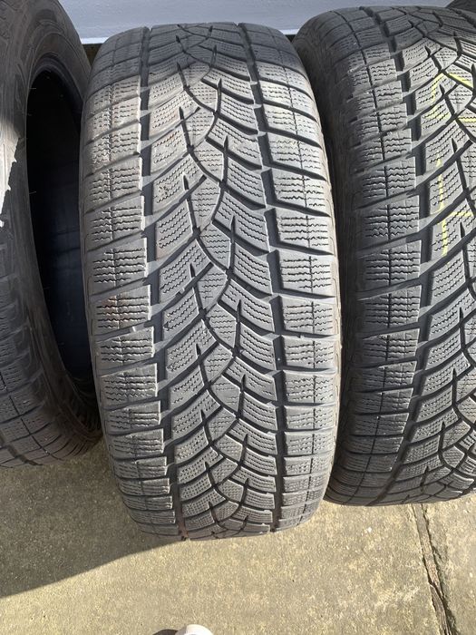 Vand cauciucuri brigiston 235/55/18 stare buna