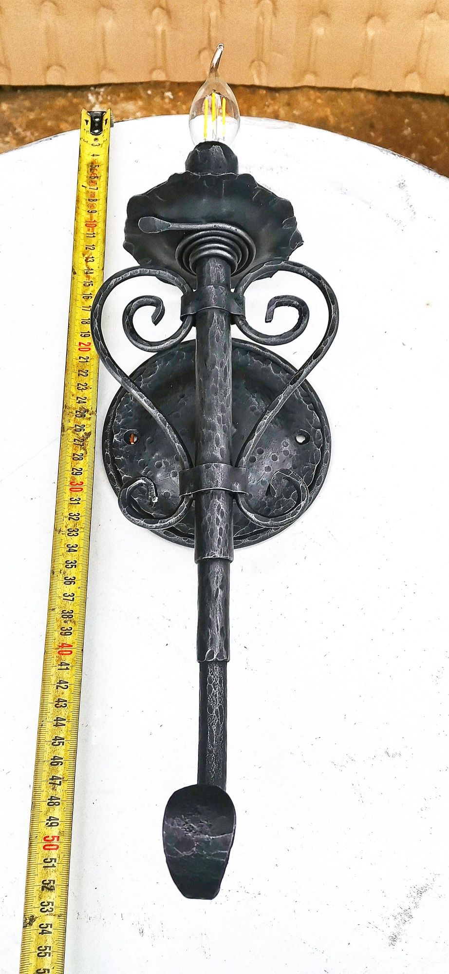 Лампи, аплик,  лампа за стена от Ковано желязо