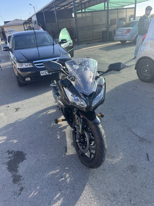 Kavasaki moto 400 cc