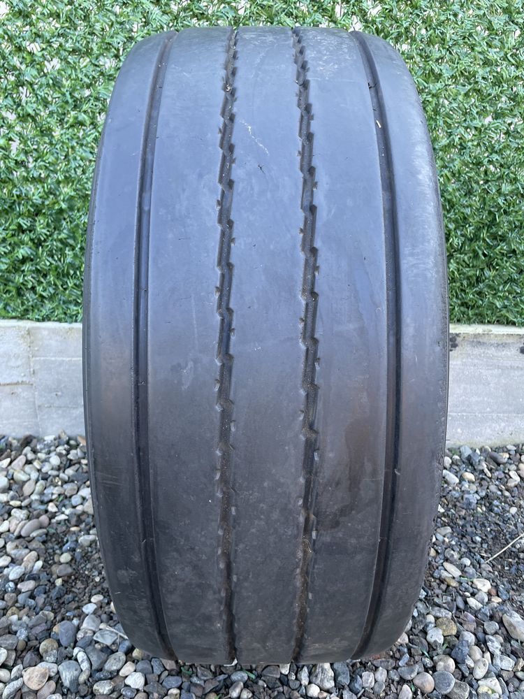 Anvelopă camion 385/55 R22,5 BARUM