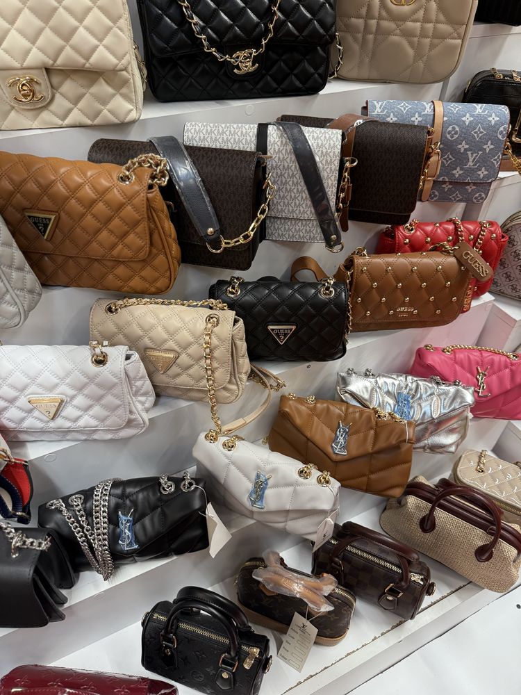 Geanta dama diferite modele Yvs LV Prada Guess Chanel Dior