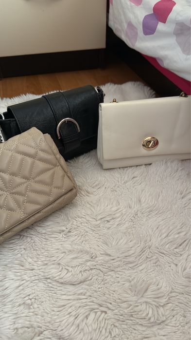 Дамски чанти по 12 лв