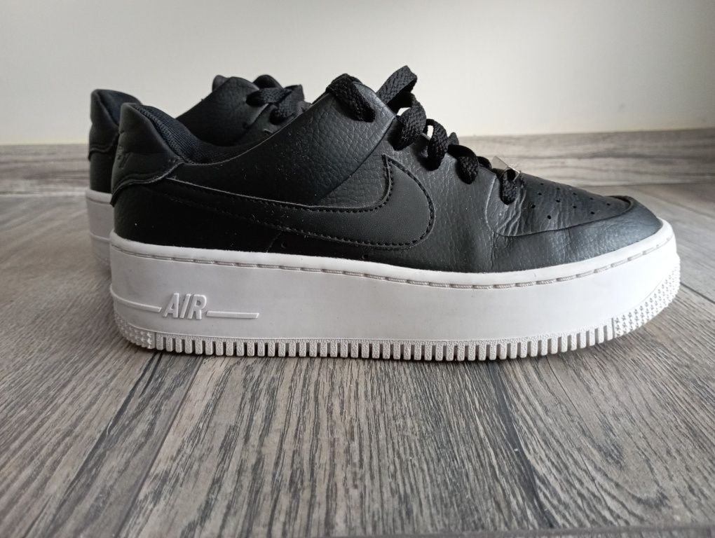 Nike WMNS Air Force 1 Sage Low Black White
Oct. 01, 2018 138