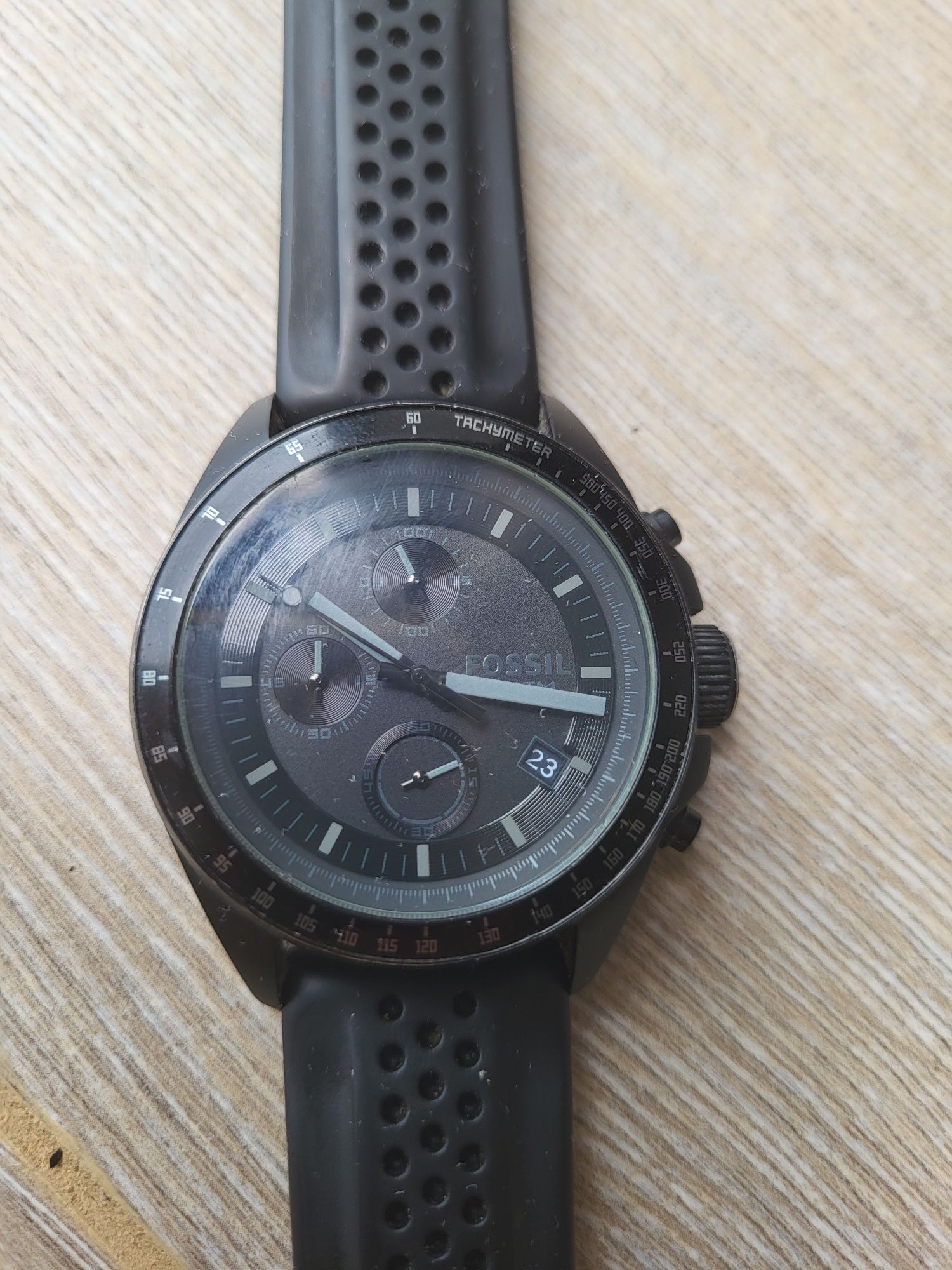 Продаются часы fossil