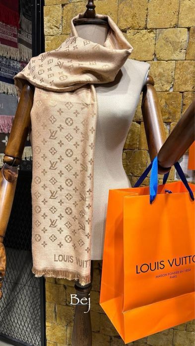 Produs de damă  +cutie