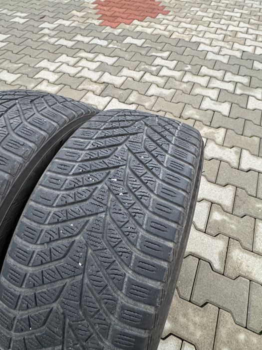 Vand cauciucuri iarna 245 45 18 Yokohama