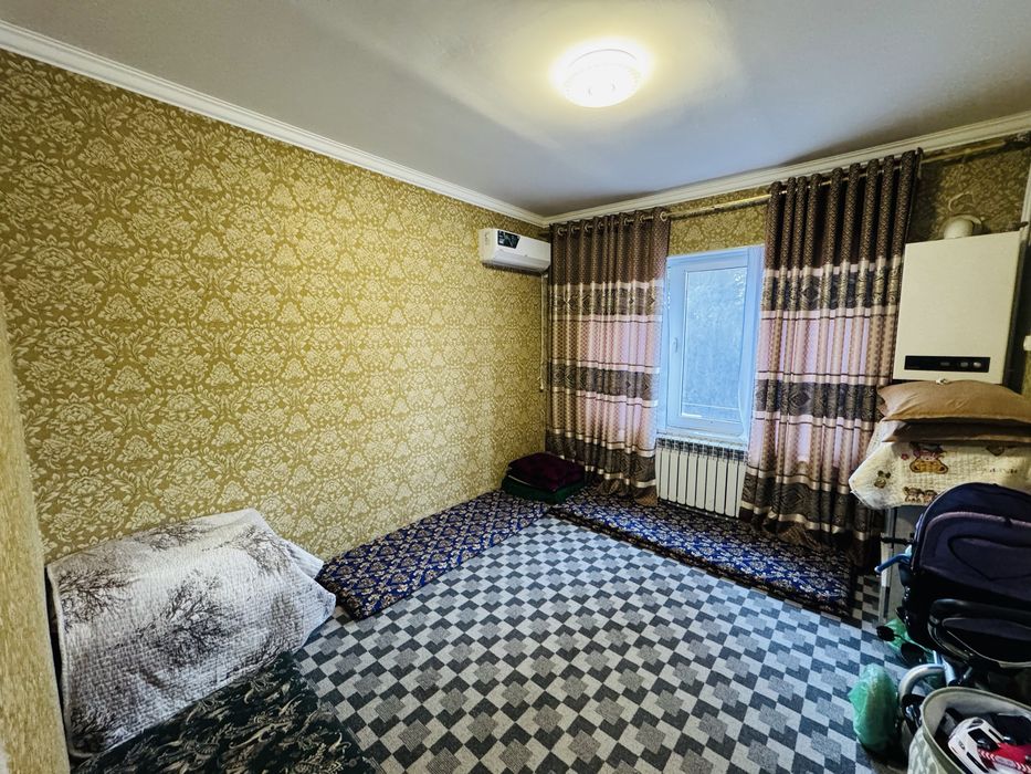 Шахар марказидан квартира сотилади