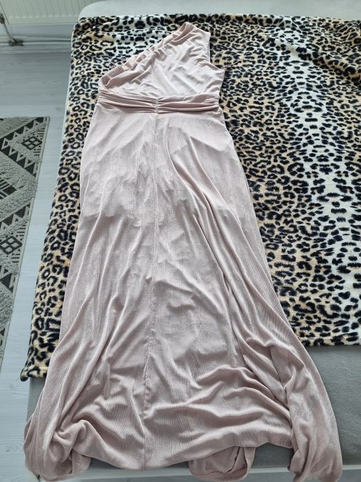 Rochie roz-pal de seară