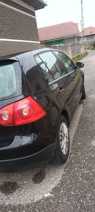 Vând golf 5 1.4 benzină