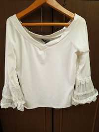 Шикарная белая блузка, новая, полуоткрытые плечи, размер 48-50