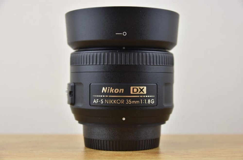 Обектив Nikon AF-S 35 F/1.8G DX