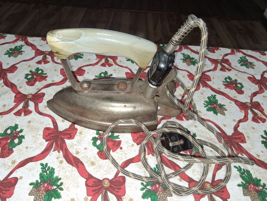 Fier de călcat funcțional