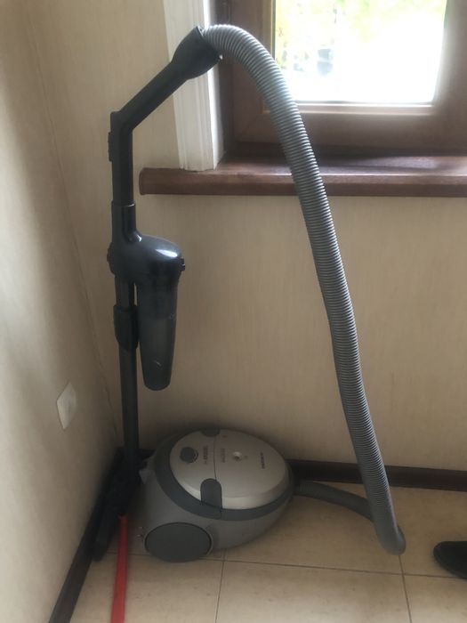 Продаю пылесос б/у