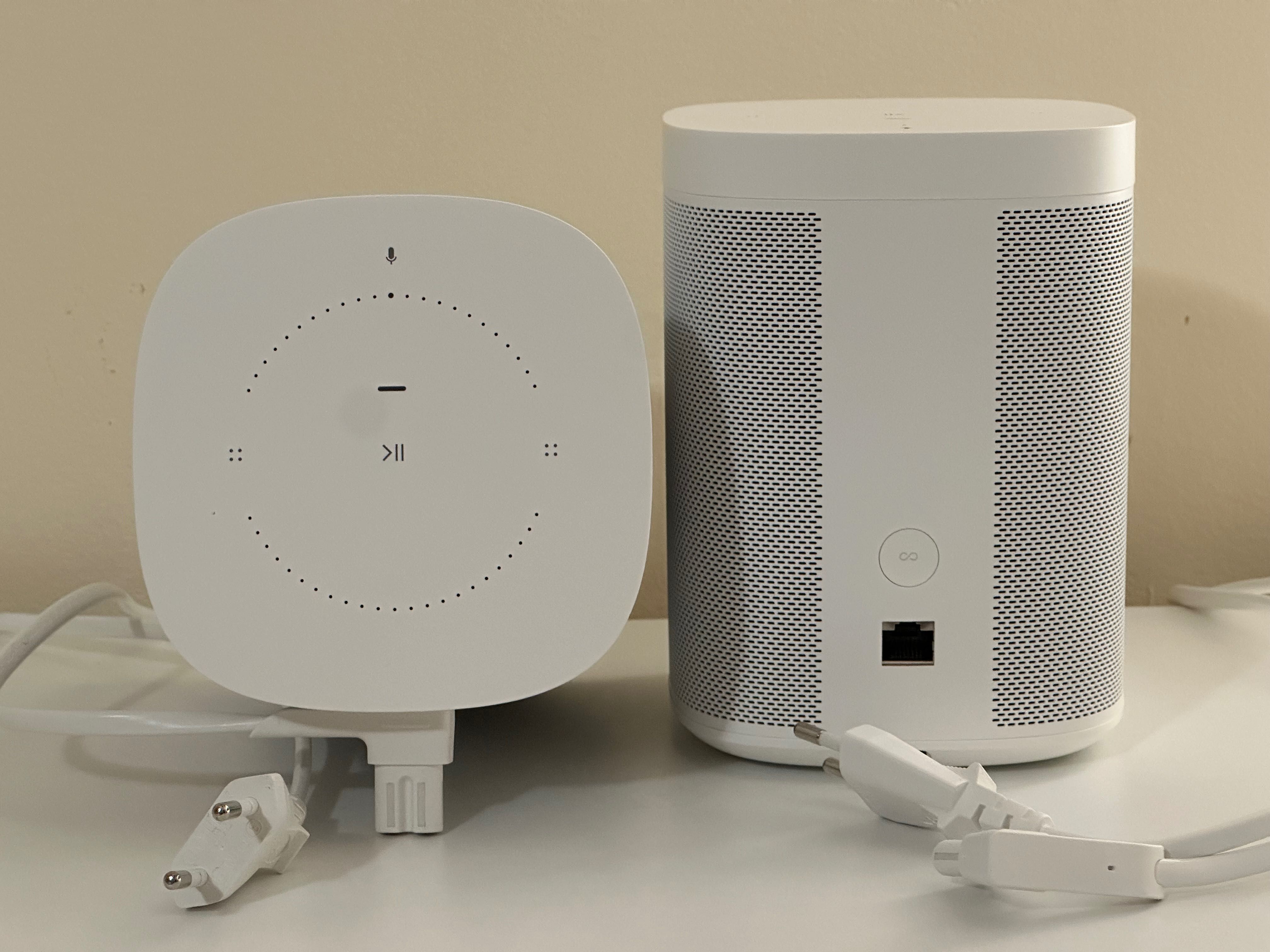 Sonos One Gen 2– Wi-Fi смарт тонколони, AirPlay 2, отличен звук