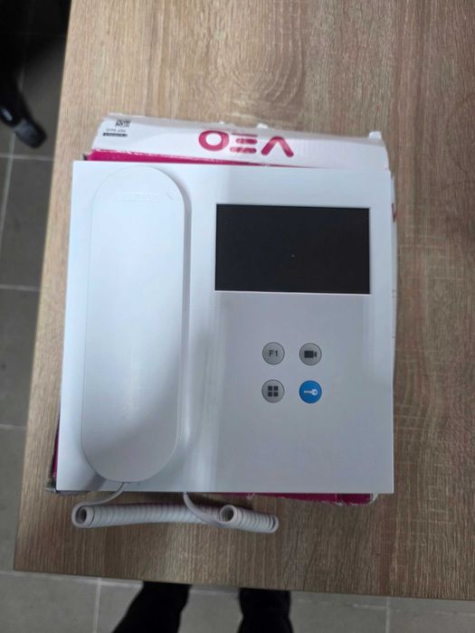 Interfon cu Monitor Fermax VEO 4.0 Duox Color 4.3", Plastic ABS, Alb