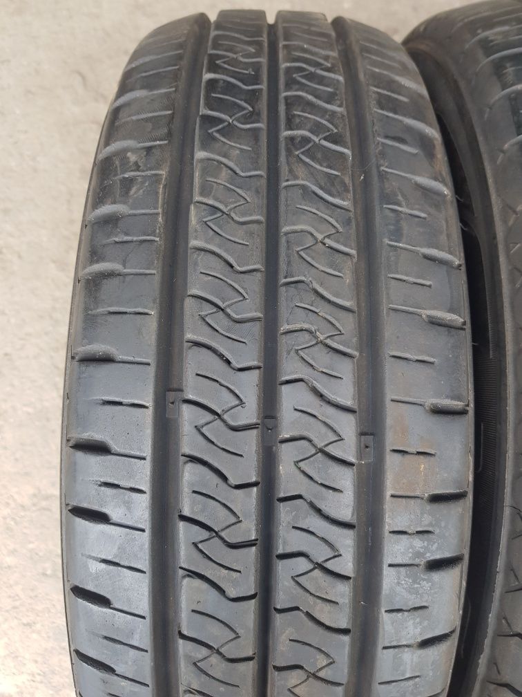 Бусови летни-2020/52с.-16цола-205/65-1бр.-90лв.-като нови "KUMHO "