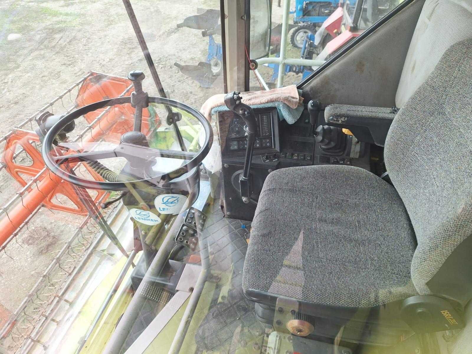Combina Claas Dominator 204