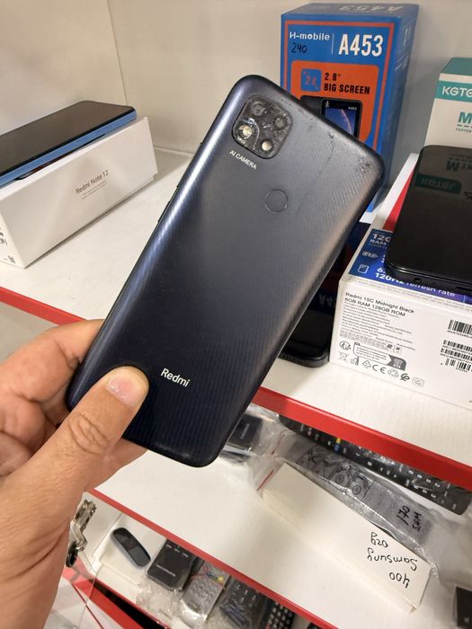 Телефонла сотилади.  Хаммаси б/у.