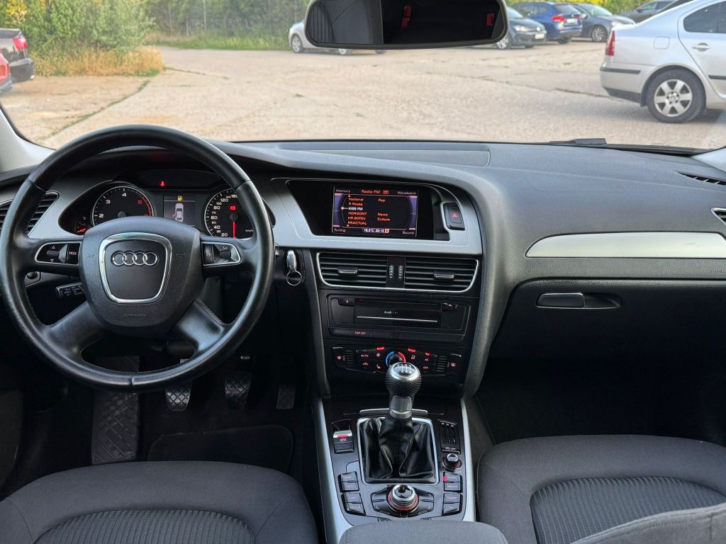Audi a4 b8 2.0tdi 2011