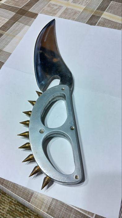 Ръчно изработен нож,от филма- Кобра