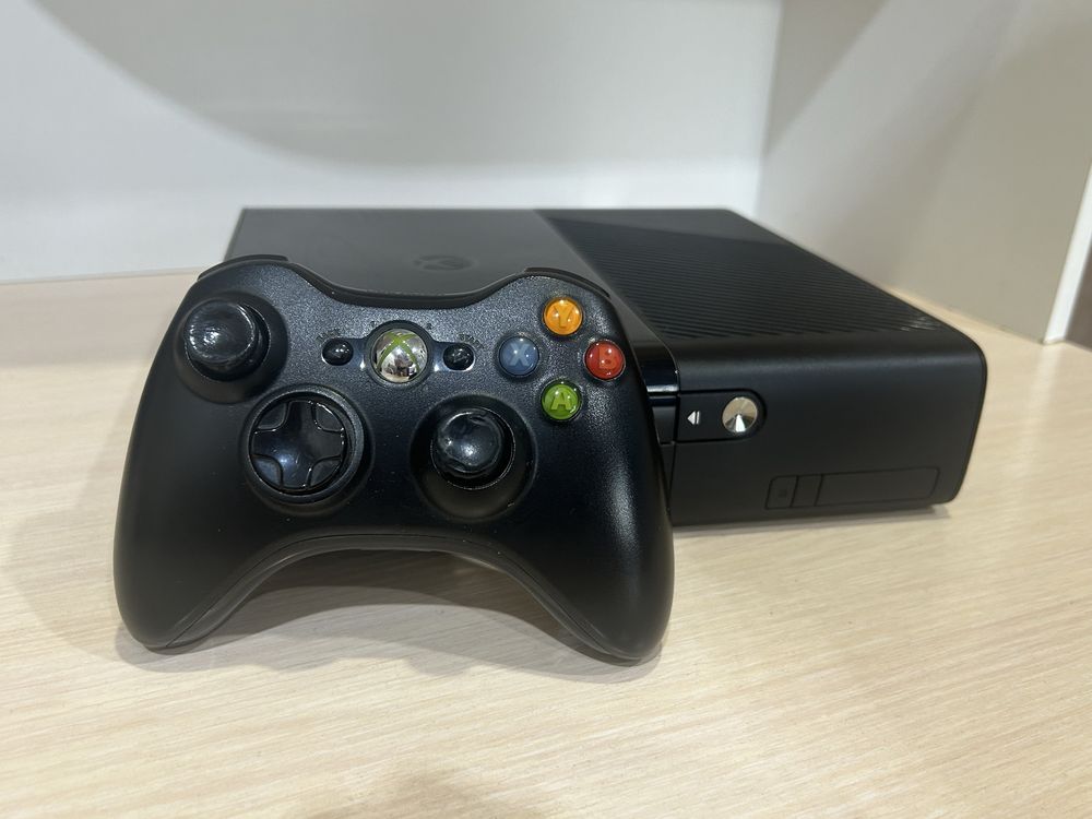 Консоль Xbox 360