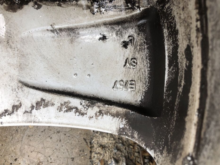 Vând jante folosite pe Volvo XC 60