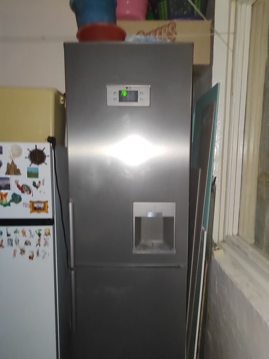 Продам холодильник