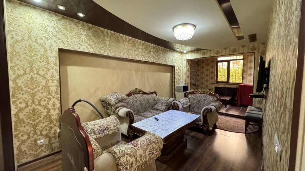 Продаётся 4 ком; 90м2 Ц-5 ор-р: на Небе, Gentlemen’s pub