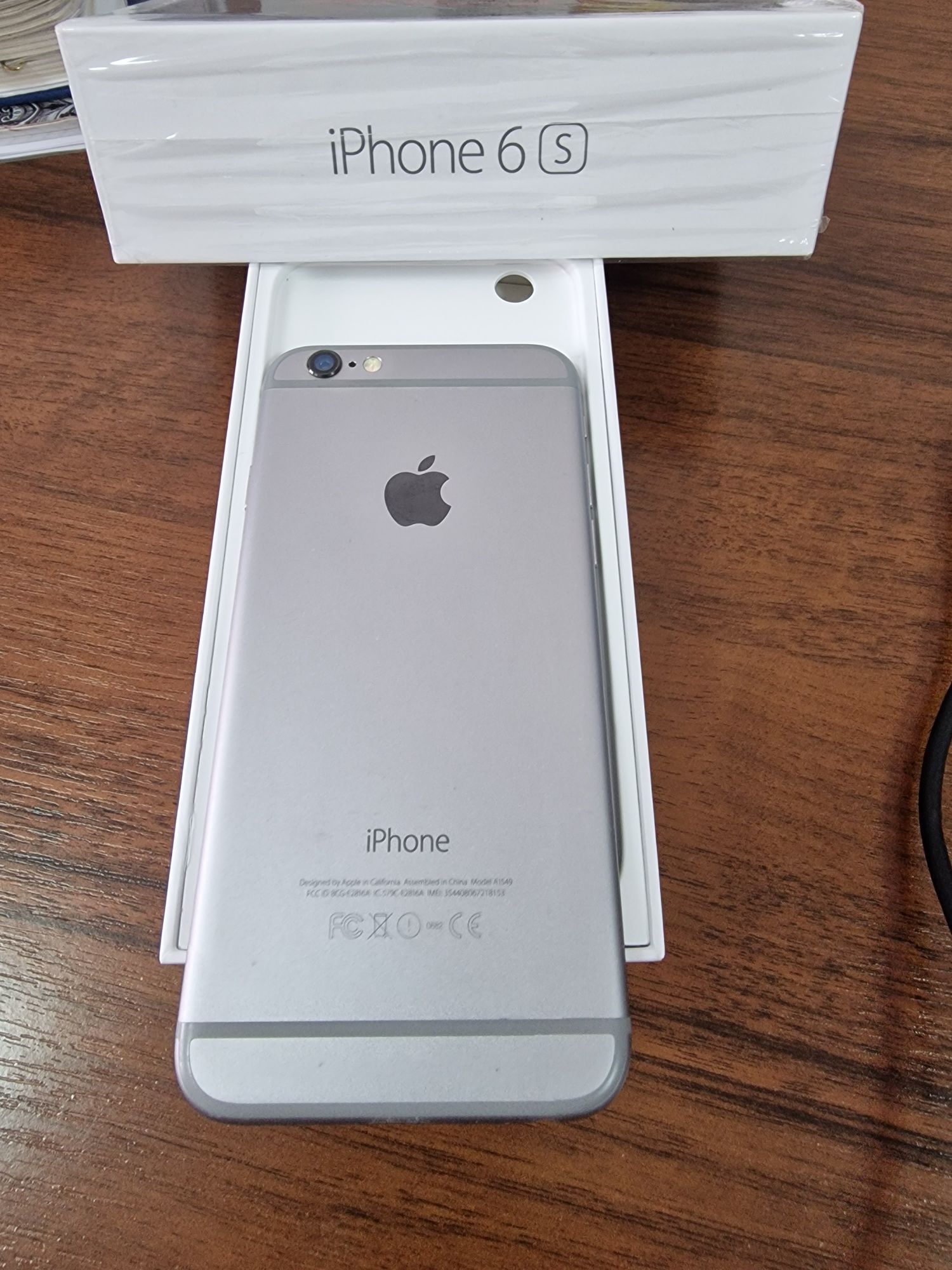 Продается Iphone 6S