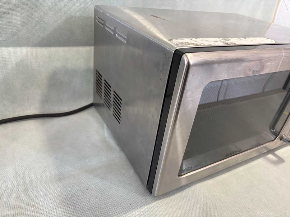 Микровълнова - Samsung CM1069 1100W