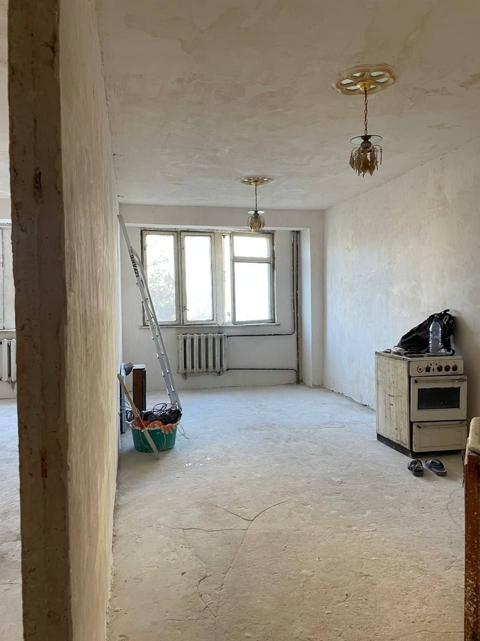 2 ком. квартира, 38 м², в Сергели 3. Бывшее общежитие. Метро - 400 м.
