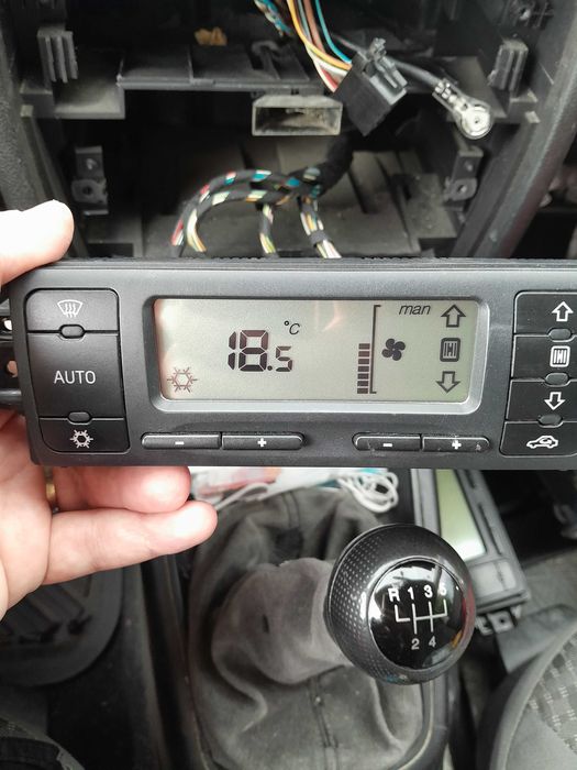 Repar panou climatronic Seat Toledo, Leon