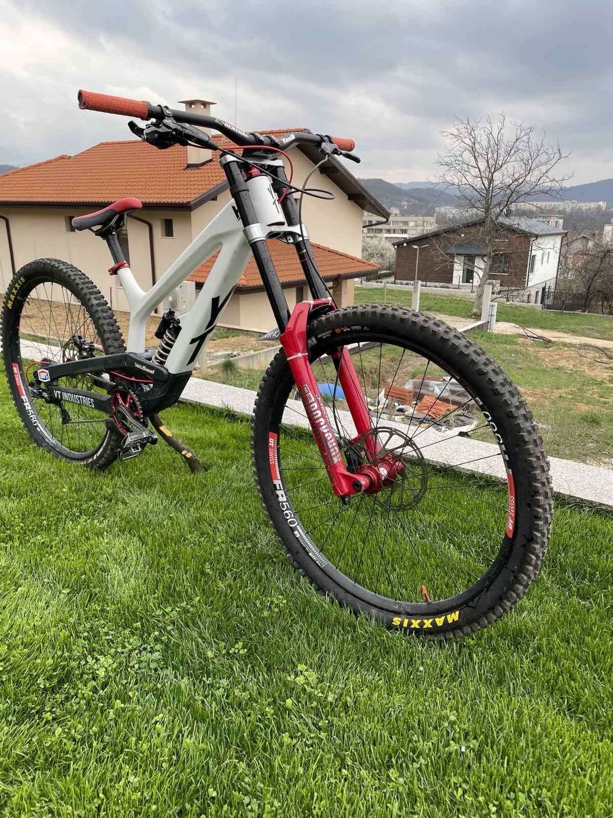 Yt tues 2019/2020 не е trek, canyon, specialized, saracen