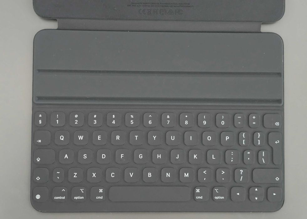 Husa cu tastatura Apple, iPad Pro 11", gen 2,3,4; Air 4, 5