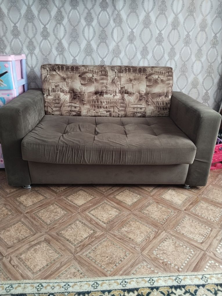 Продам мини диван