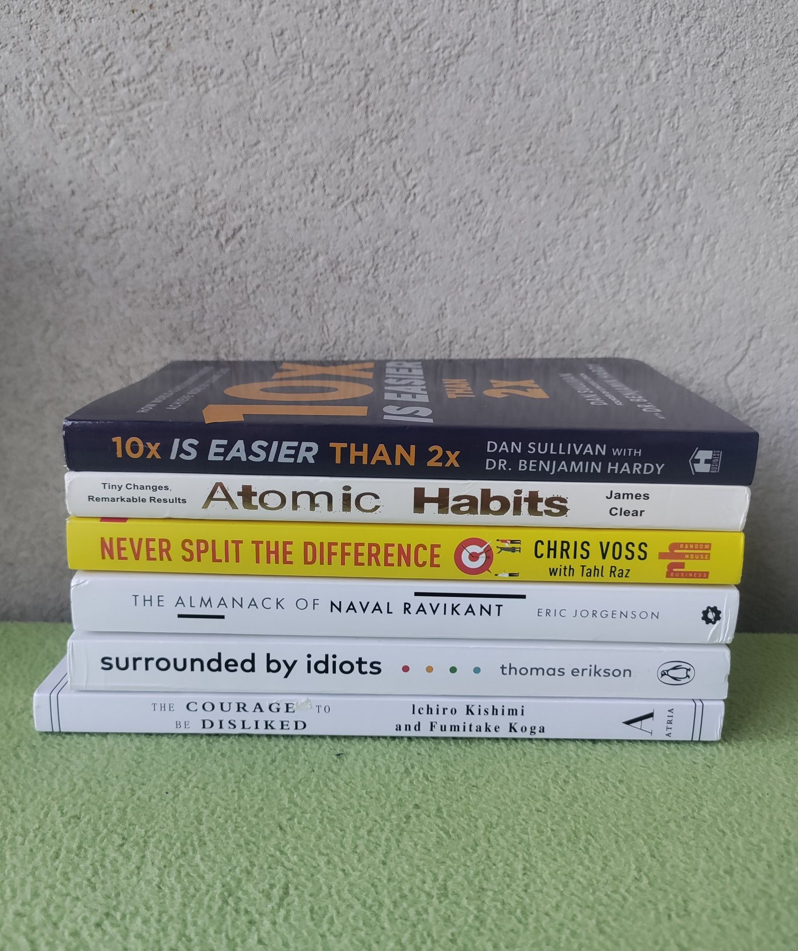 Книги на английски език в отлично състояние!