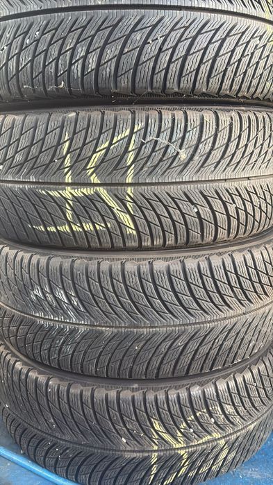 Anvelope 235 55 R19 Michelin M+S iarna