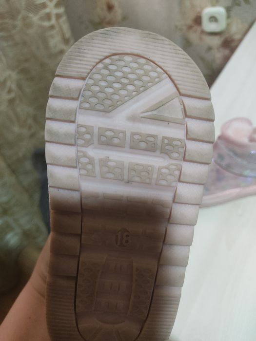 Детские уги размер 18