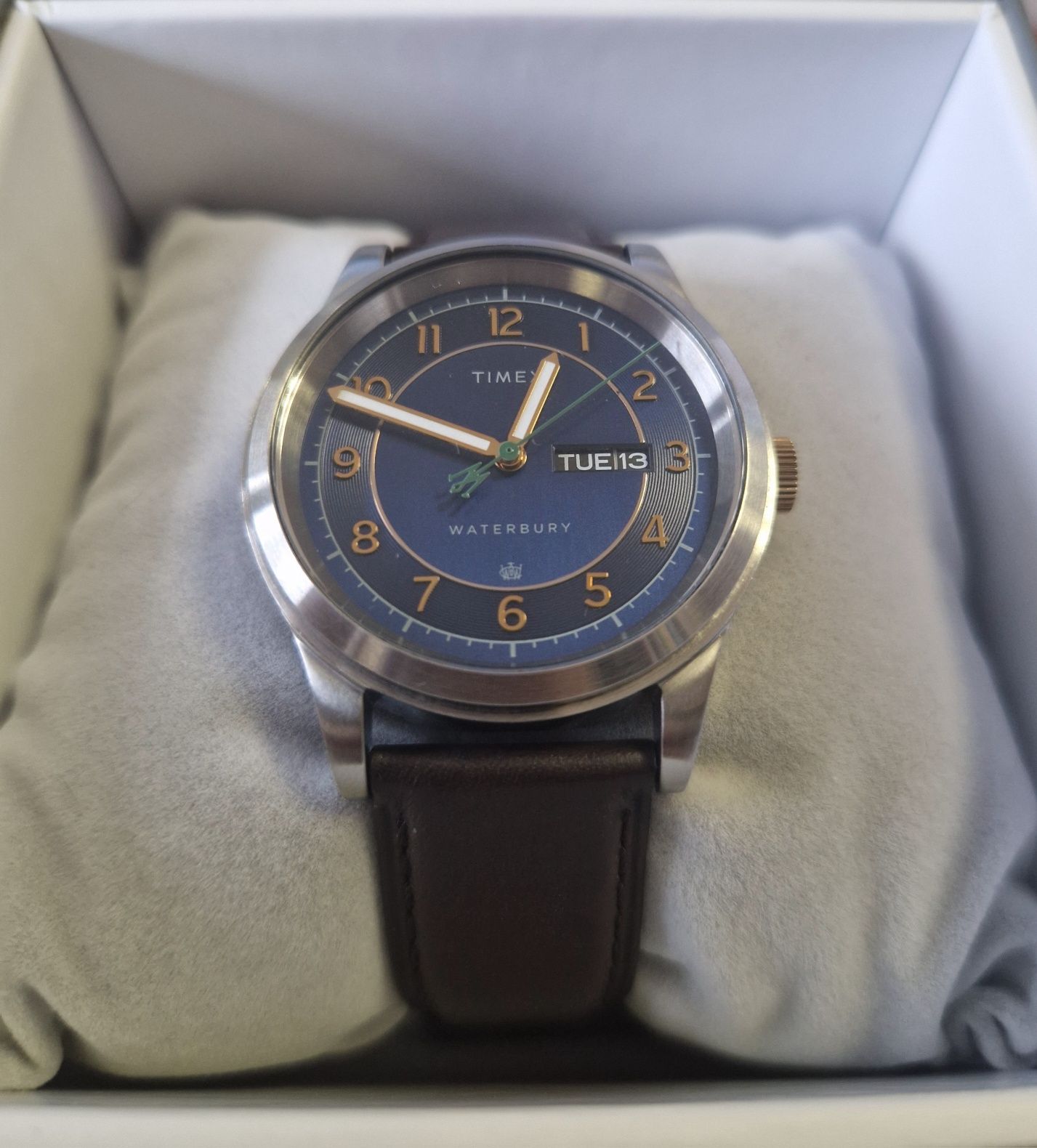 Ръчен часовник Timex Waterbury