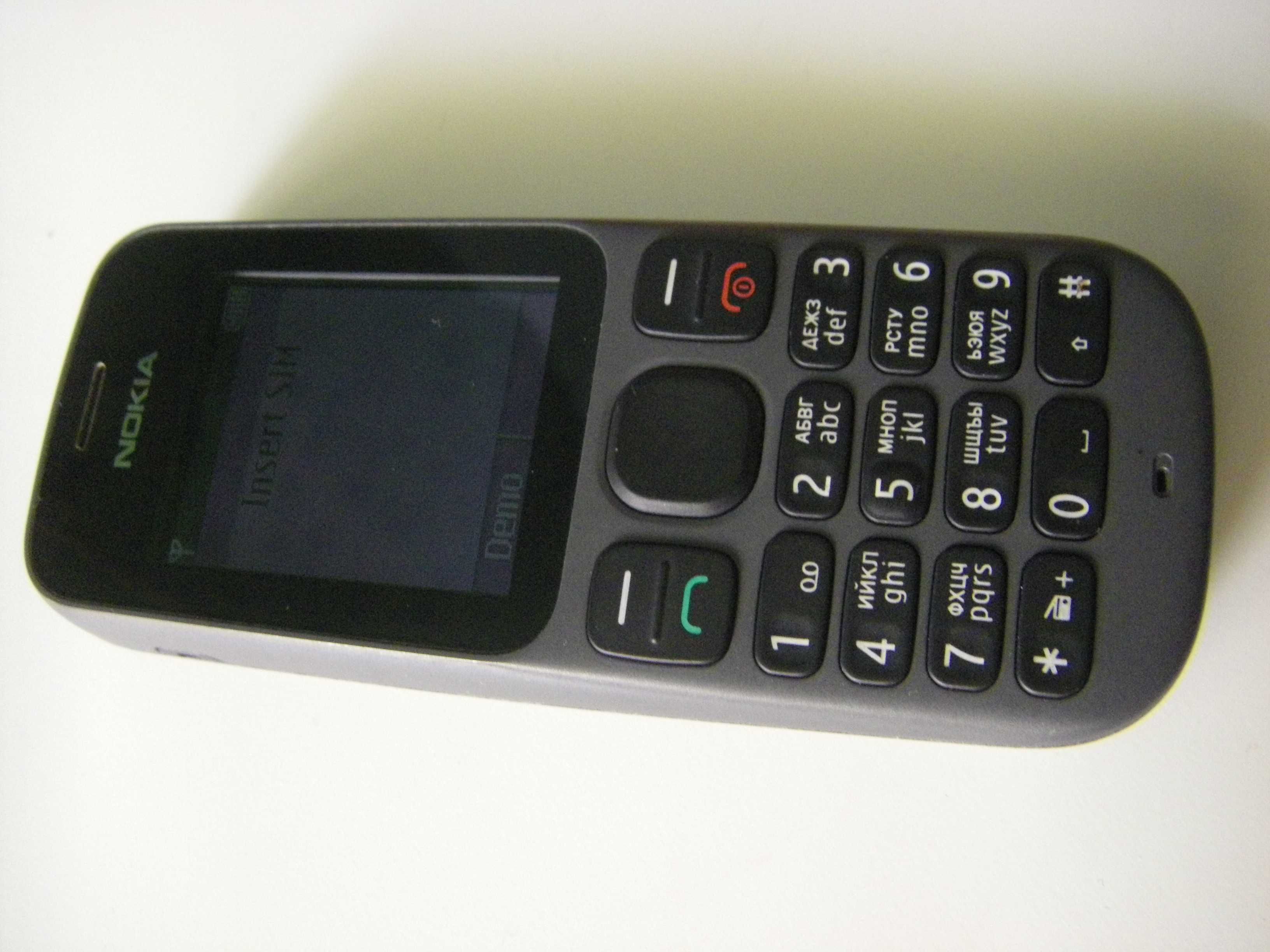 Нов ретро мобилен телефон Nokia 100