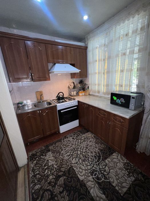 Сергелинский район Куйлюк массив 5 3/1/5 ориентир 47 школа