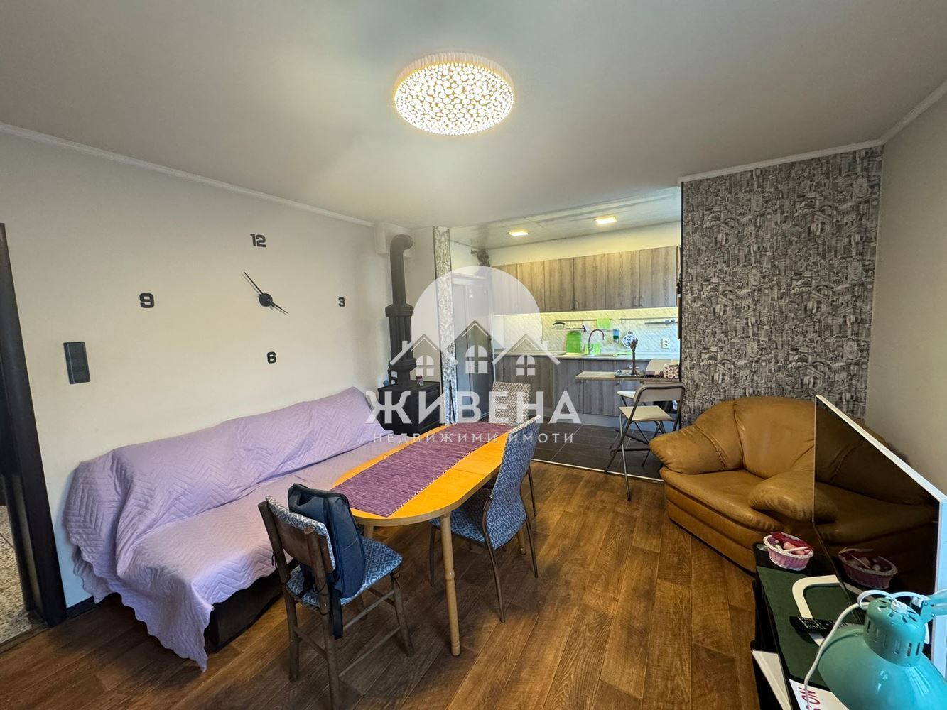 Продава къща в с.Батово, обл. Добрич