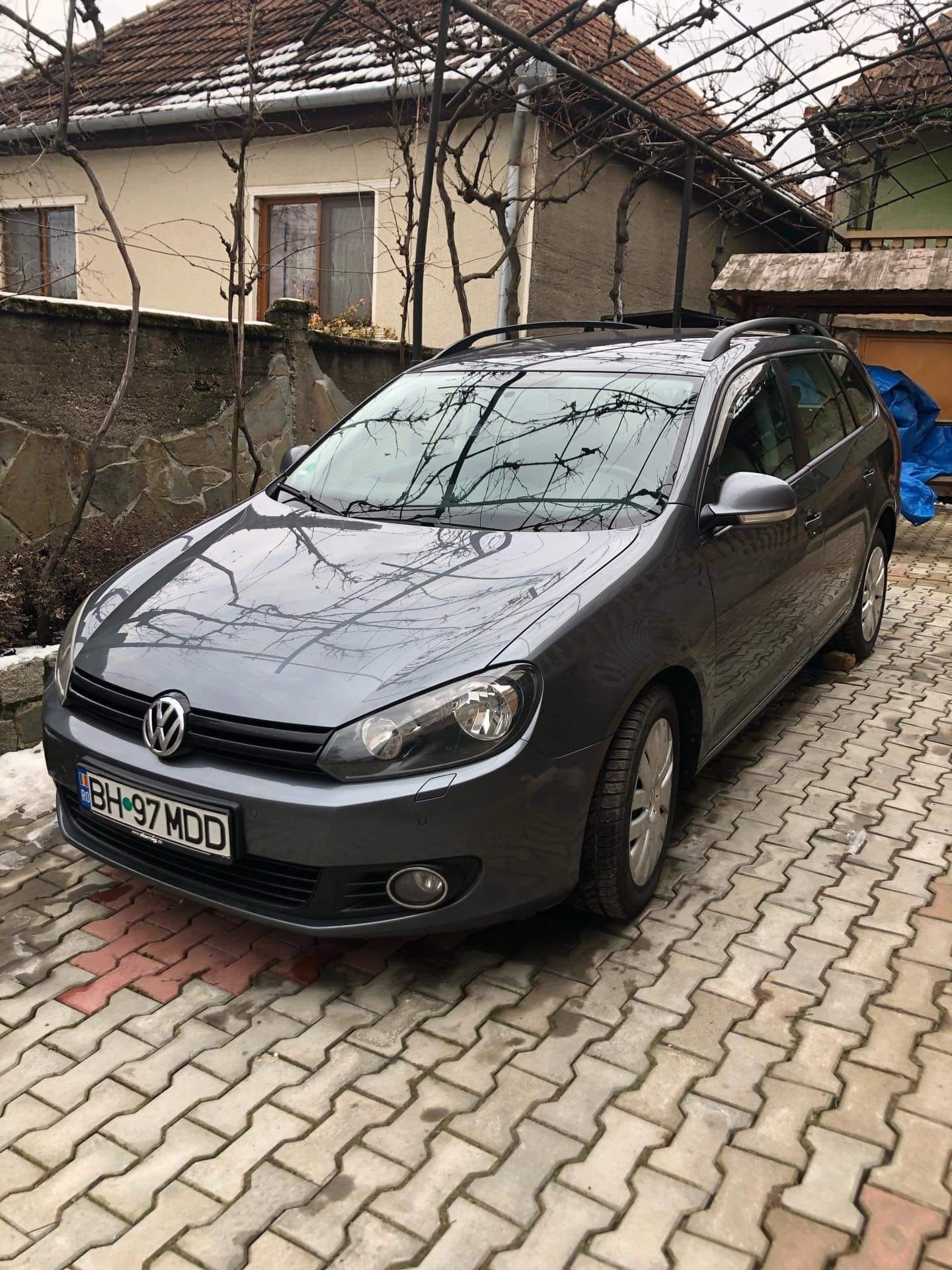 Vând Golf 6 1.6TDI